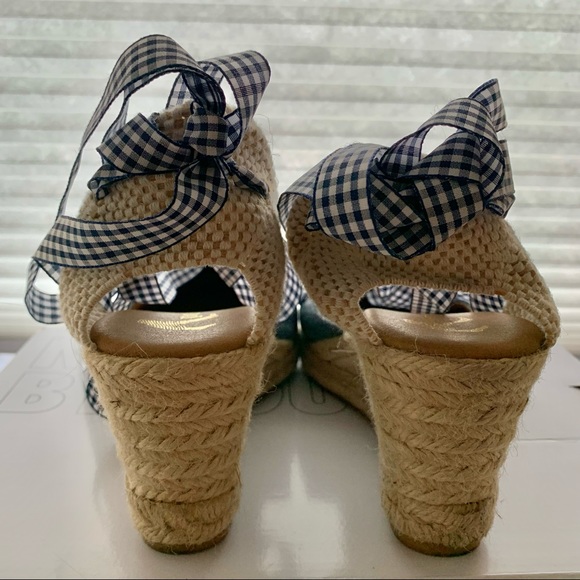 Beautiful Plaid Lace Up Espadrilles Made In Spain - Picture 3 of 5
